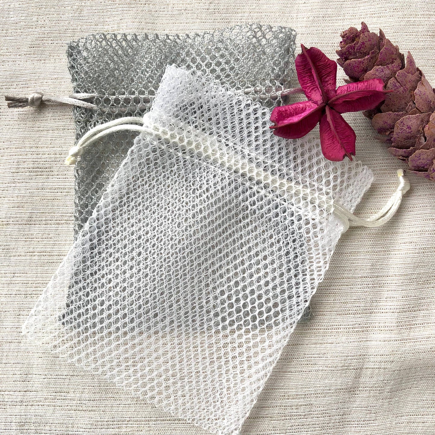 Relaxing Shower Steamer – Lavender Aromatherapy (Steamer Pouch Included)
