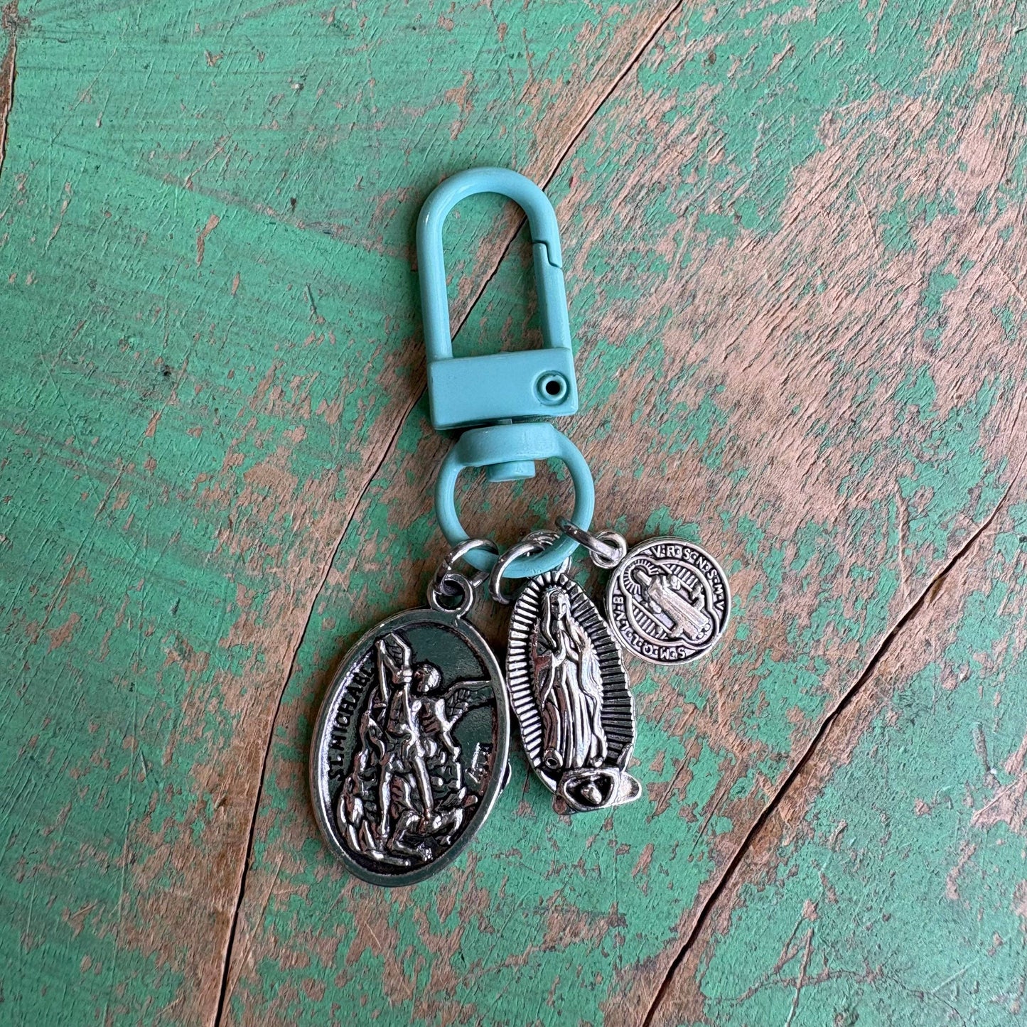 Multicolor Small Metal Protection Clips: Blue