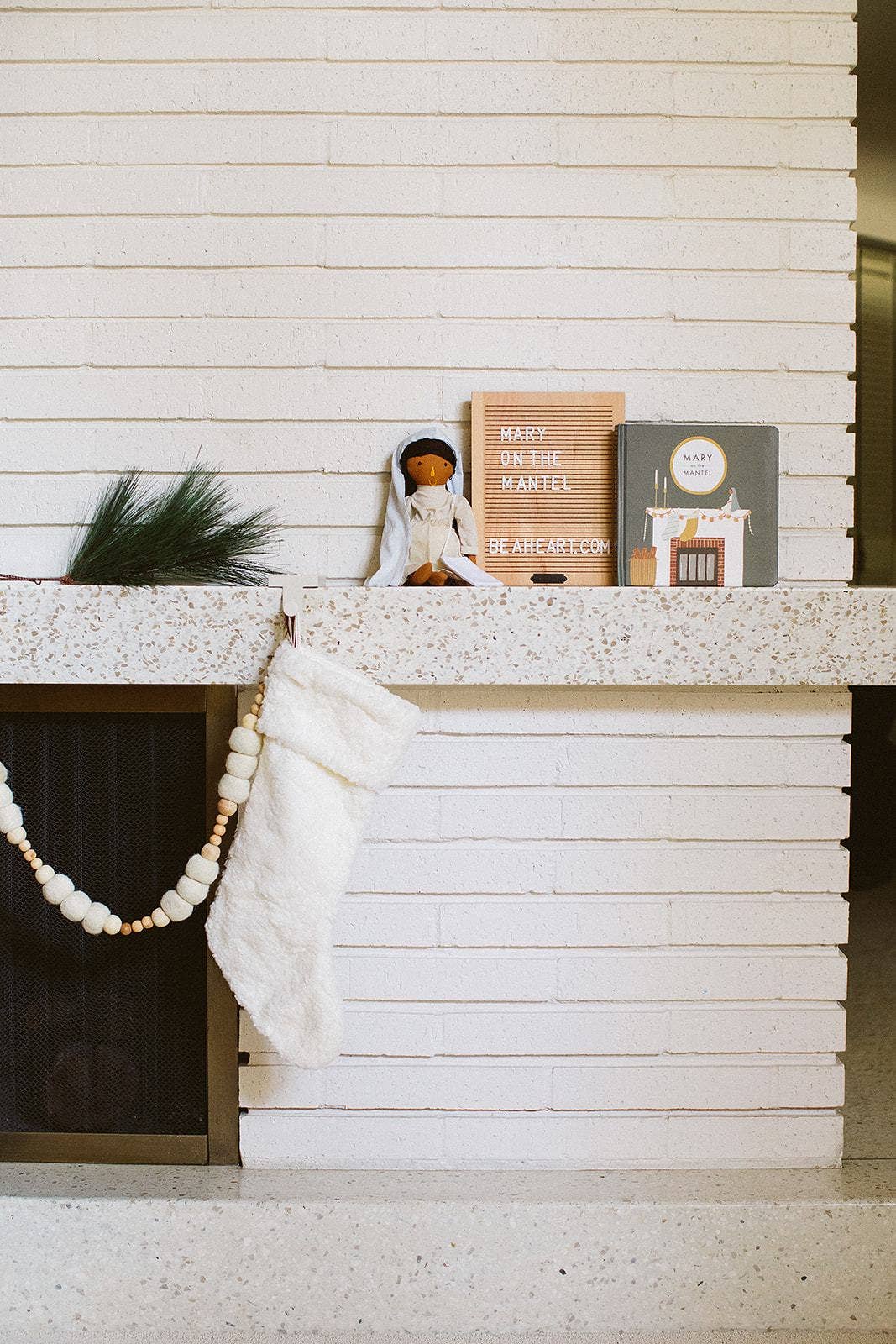 Mary on the Mantel® Book & Activity Kit: Physical Kit