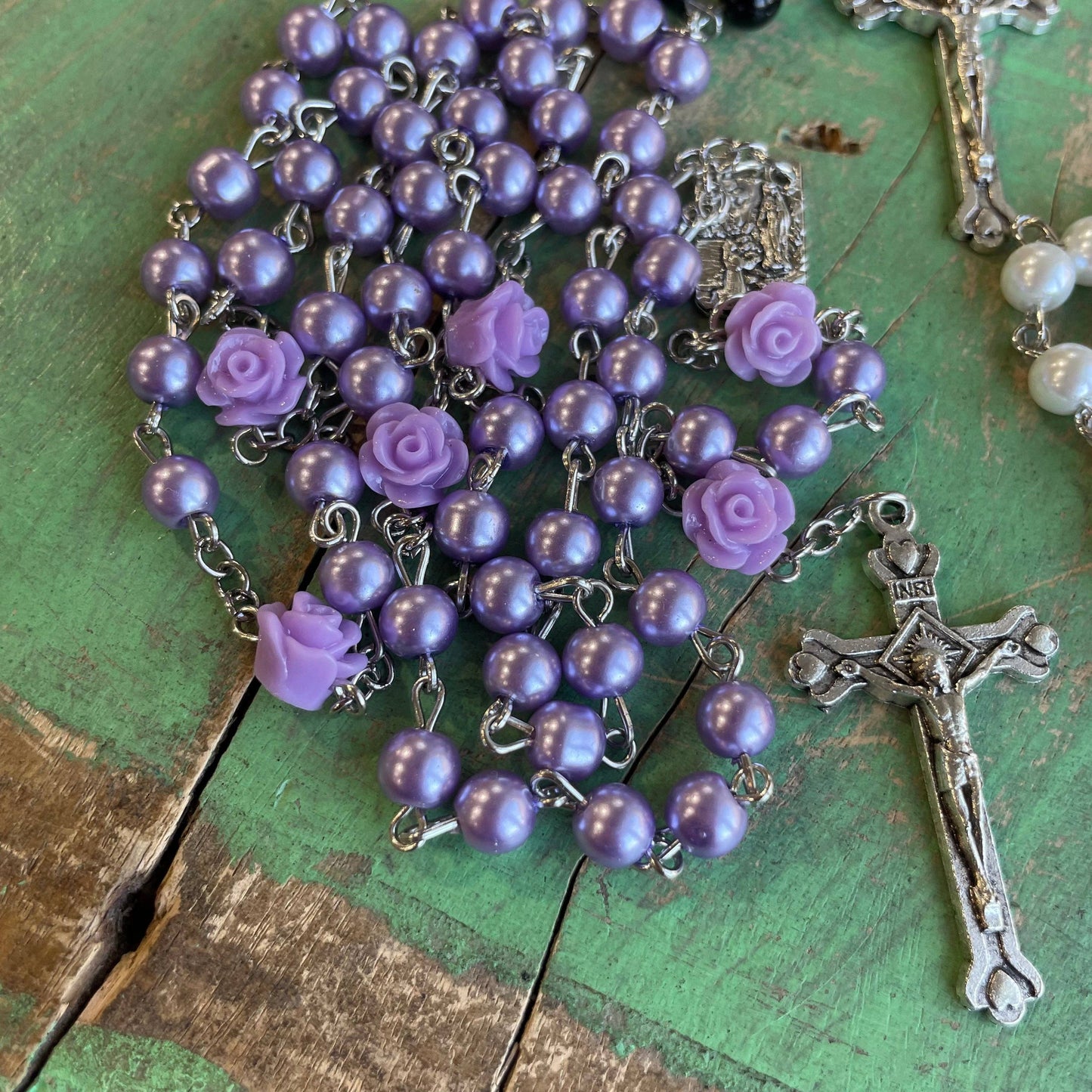 Mystical Rose Rosary: Red