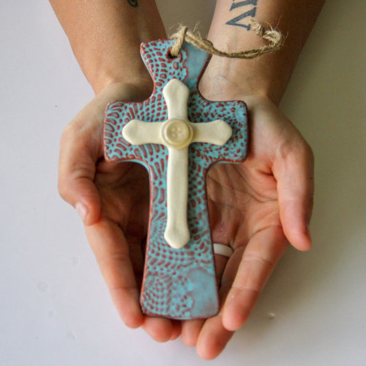 Trinity Cross: Oyster Shell