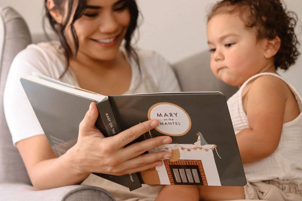 Mary on the Mantel® Book & Activity Kit: Physical Kit